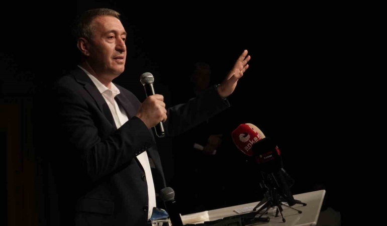 dem-genel-baskani-bakirhan-chpnin-uye-vermeme-karari-kurtleri-yaralamistir-VVe7IfFN.jpg