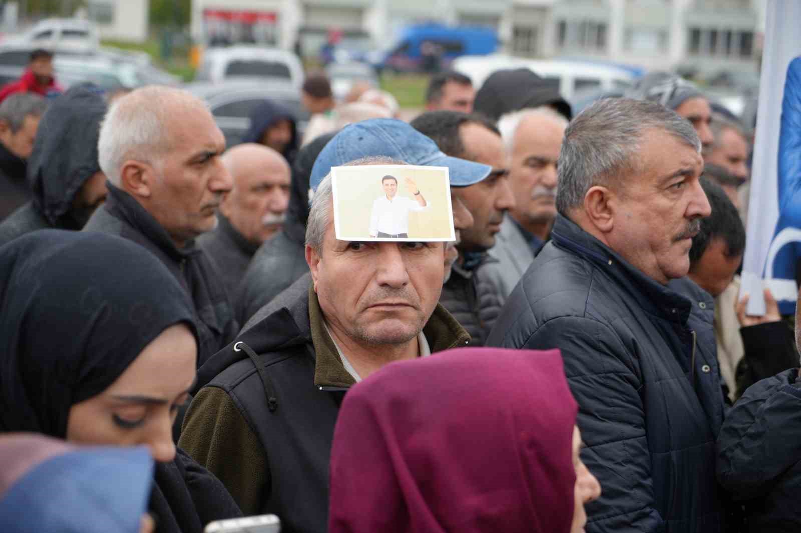 DEM Parti Genel Başkanı Hatimoğulları, Selahattin Demirtaş’ı ziyaret etti 5 dem parti genel baskani hatimogullari selahattin demirtasi ziyaret etti 1 jyh7czyW