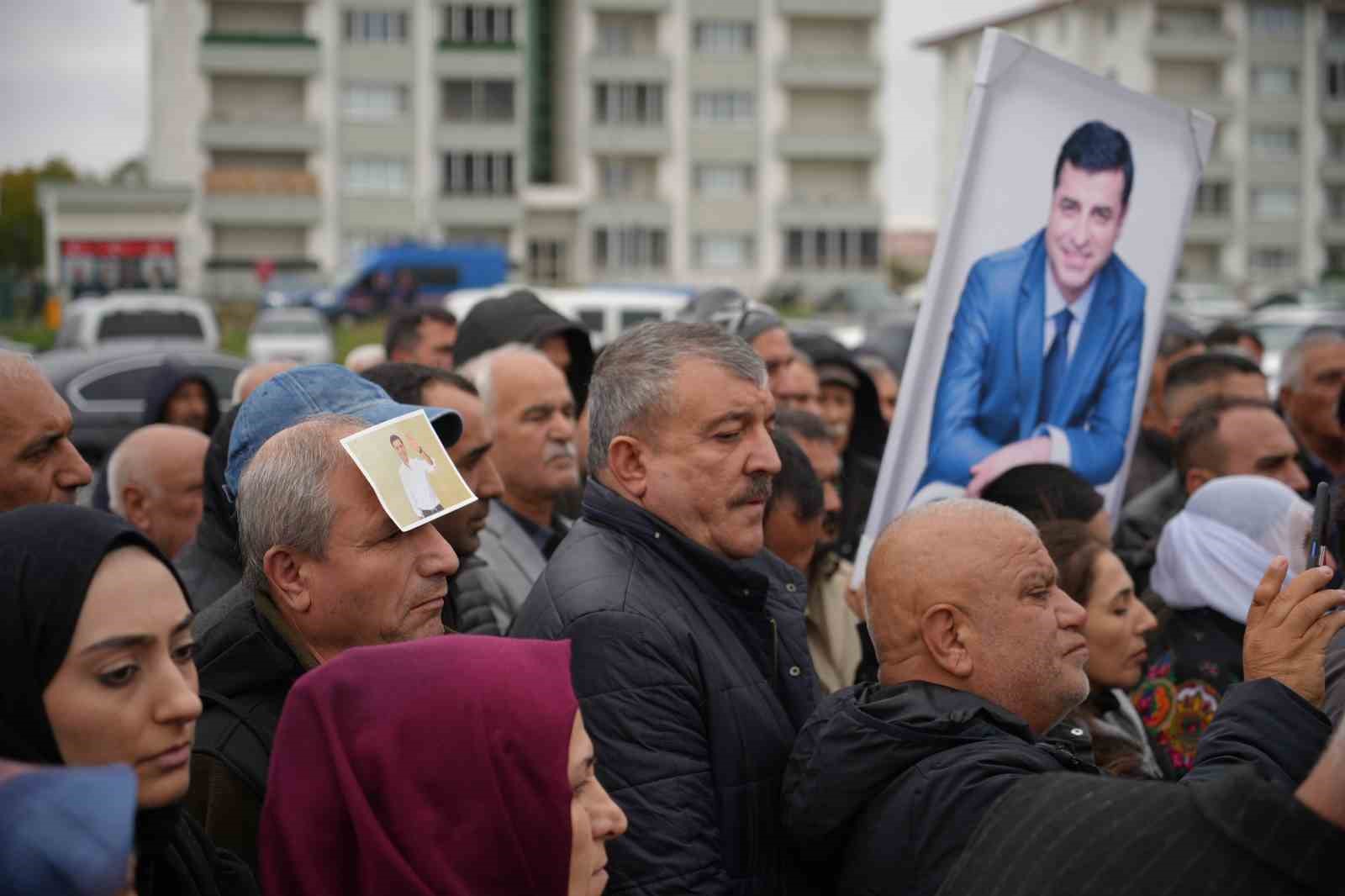 DEM Parti Genel Başkanı Hatimoğulları, Selahattin Demirtaş’ı ziyaret etti 10 dem parti genel baskani hatimogullari selahattin demirtasi ziyaret etti 6