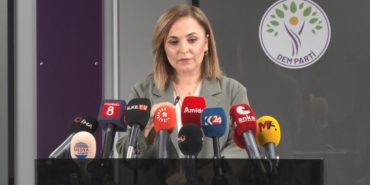 dem-parti-sozcusu-dogan-ocalanin-ozgur-bir-sekilde-calisabilecegi-dogrudan-temas-kurabilecegi-iletisim-sartlarinin-VUVrf6h3.jpg