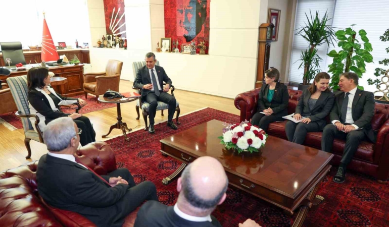 dem-partiden-chpye-ziyaret-M9ETcux3.jpg