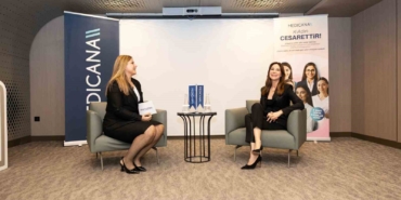 demet-sener-dunya-kadinlar-gunu-etkinliginde-anne-olmanin-gucunu-anlatti-7MIdd9Bp.jpg