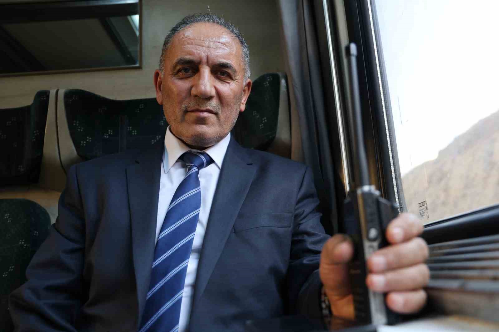 demir yoluna adanmis 40 yil son seferini yapti 5 glmUgGYs