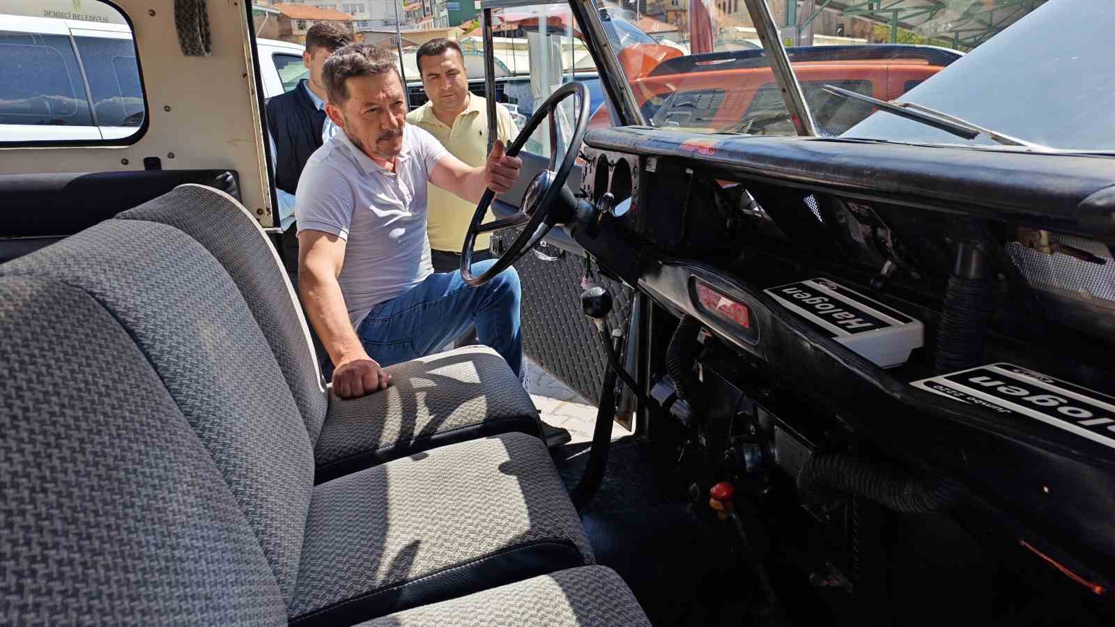 demircide klasik otomobil ruzgari 6 YsGp6rCV