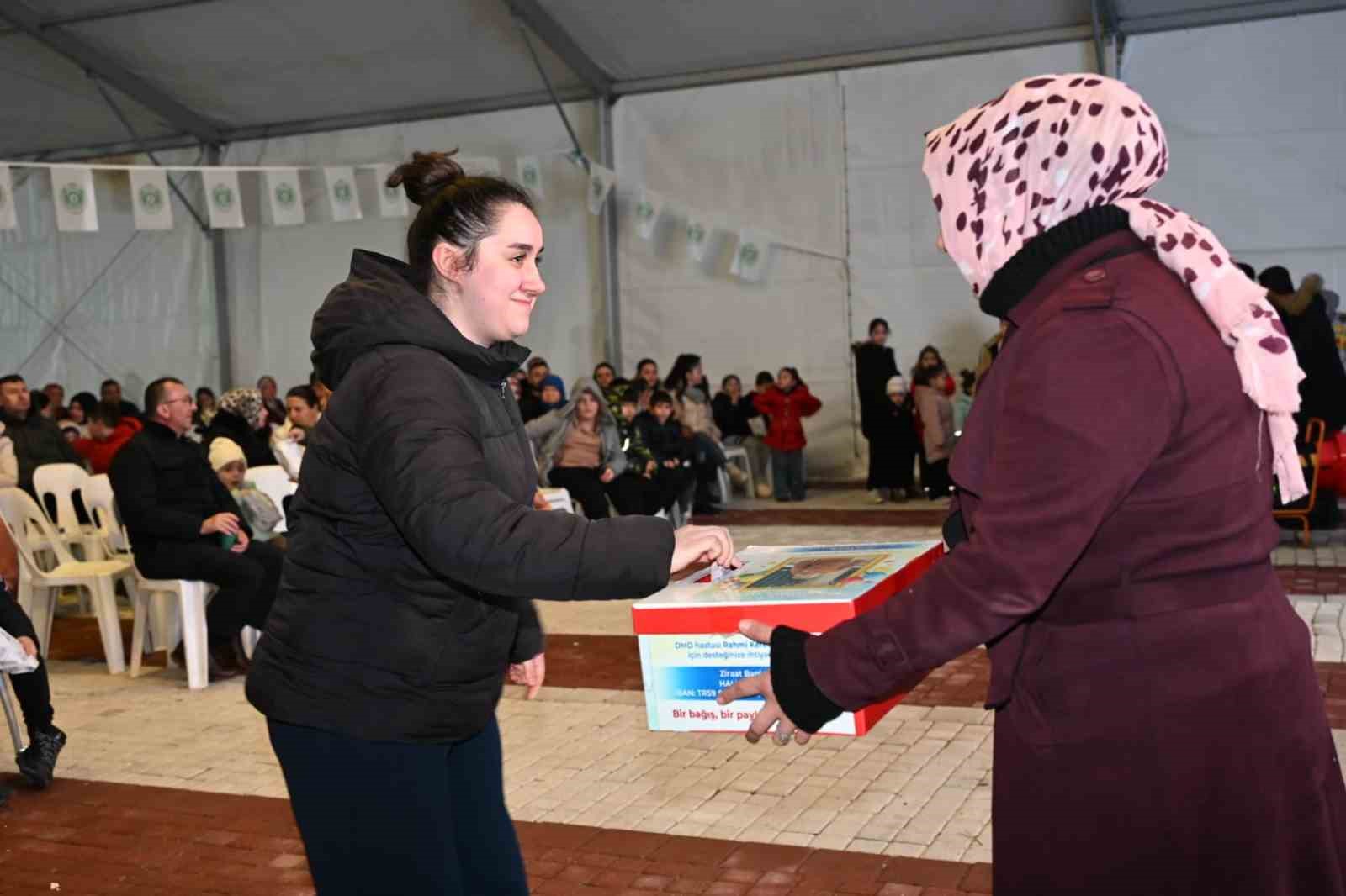 Demirci’de Ramazan, çocukların sevinciyle taçlandı 8 demircide ramazan cocuklarin sevinciyle taclandi 4