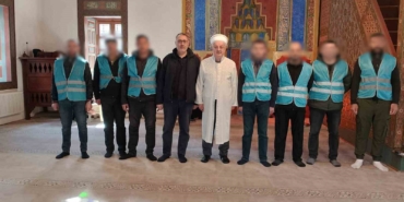 denetimli-serbestlikte-cami-temizlediler-uBHpkzxx.jpg