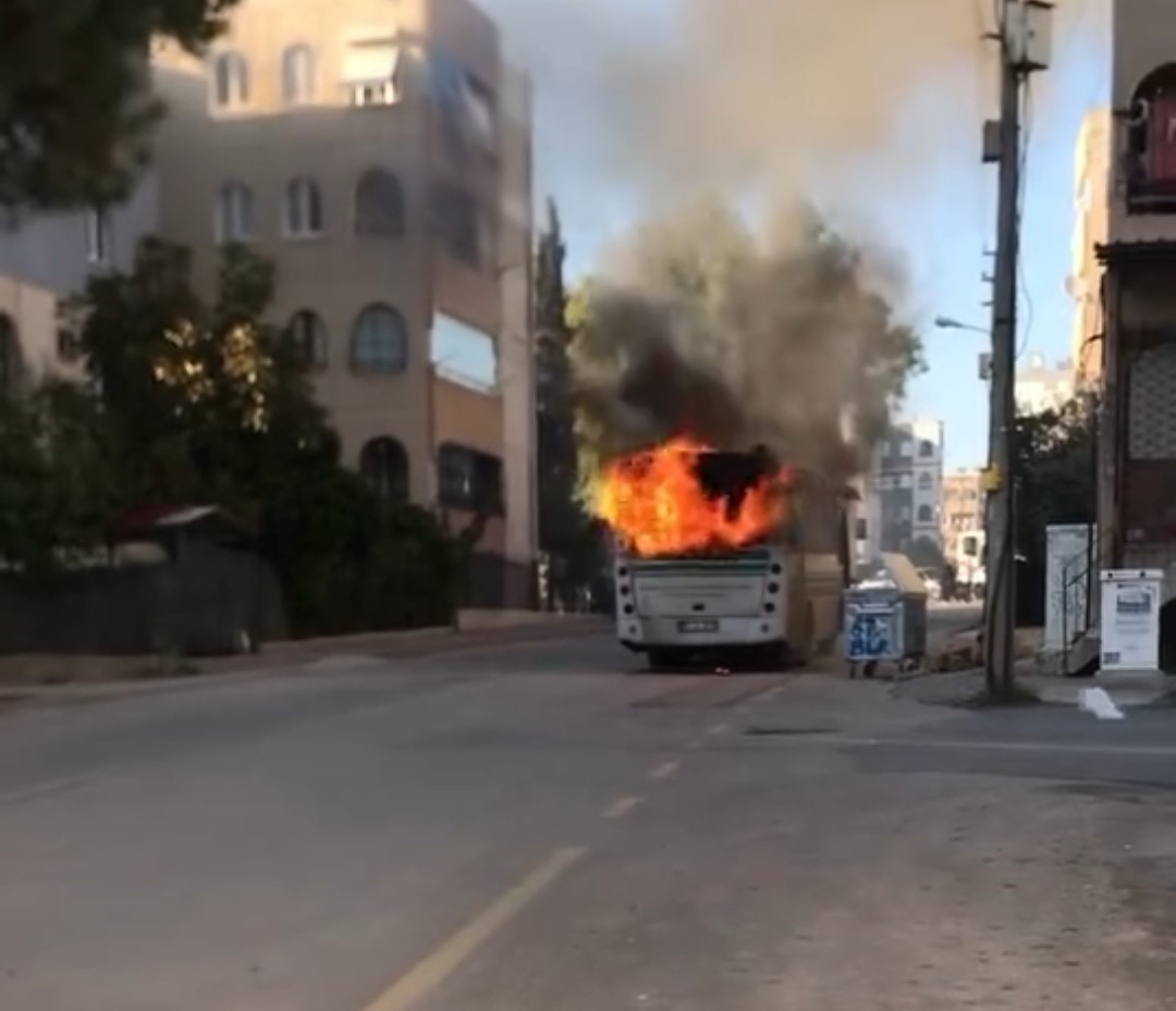 Denetimsizlik, 10 numara yağ ve kalitesiz malzeme kullanımı araçlarda yangına yol açıyor 6 denetimsizlik 10 numara yag ve kalitesiz malzeme kullanimi araclarda yangina yol aciyor 2 iTzQRLud
