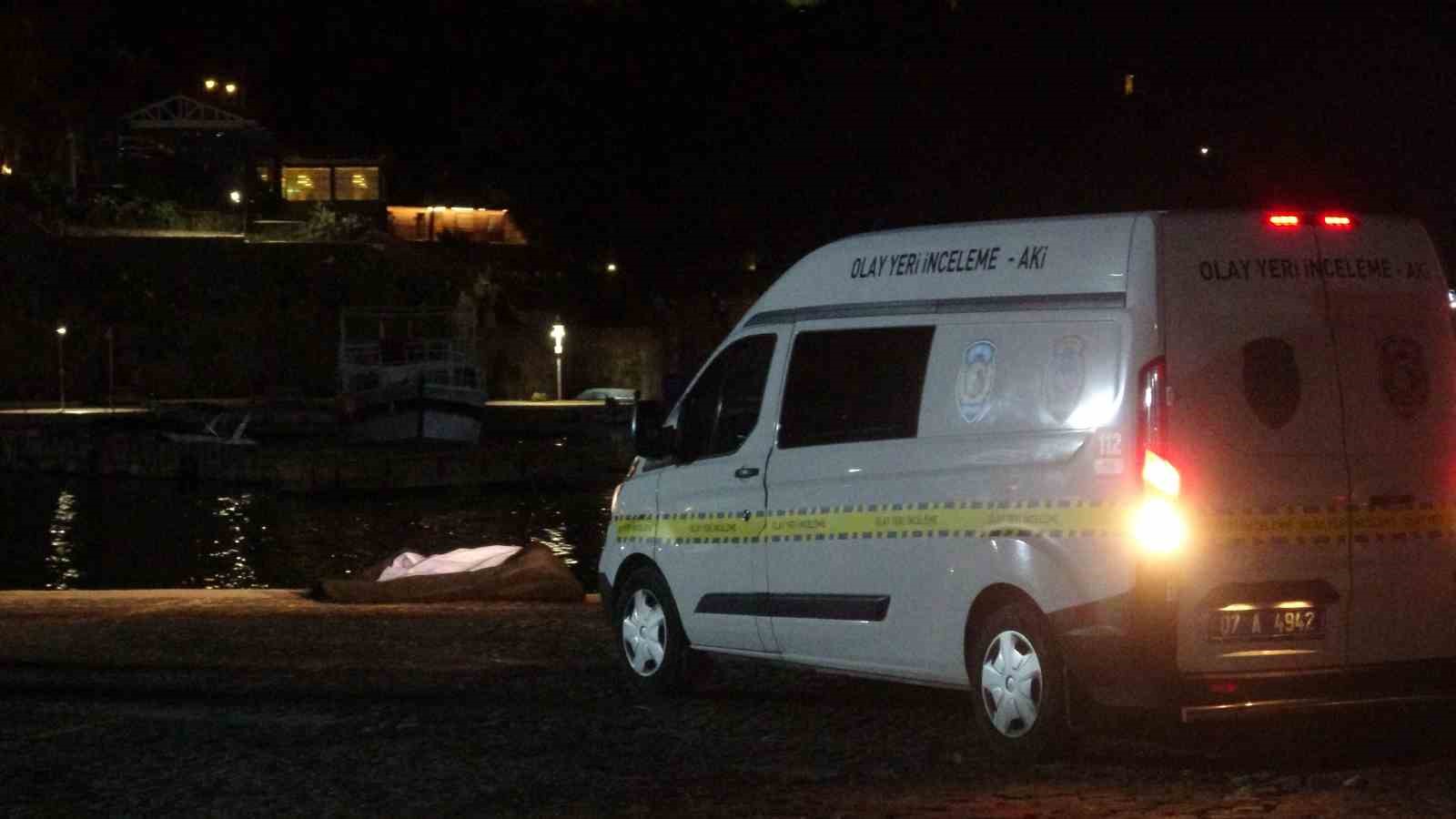 dengesini kaybedip 30 metrelik falezlerden dusen kadin hayatini kaybetti 5 MsbCtnV3