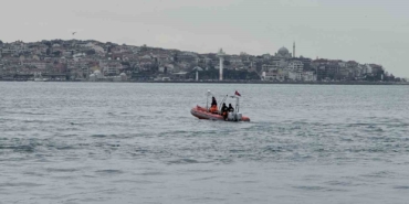 deniz-ibisleri-besiktas-aciklarinda-arama-calismalari-suruyor-dDEl9RxU.jpg
