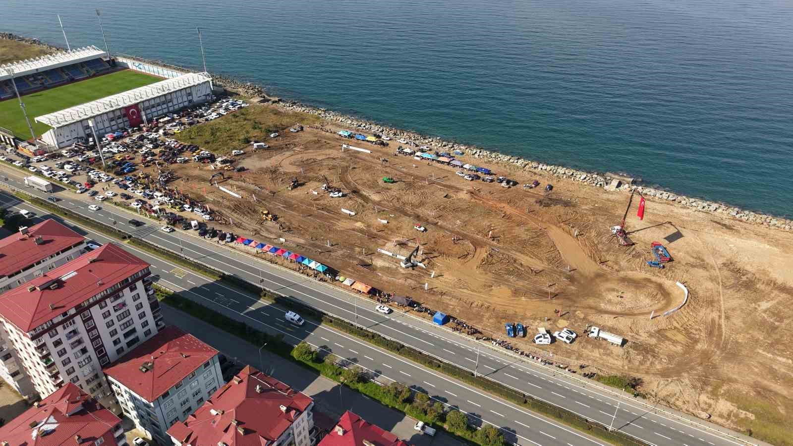 deniz kenarinda gerceklestirilen zorlu off road yarislari nefesleri kesti 6 cpSF1Qg5