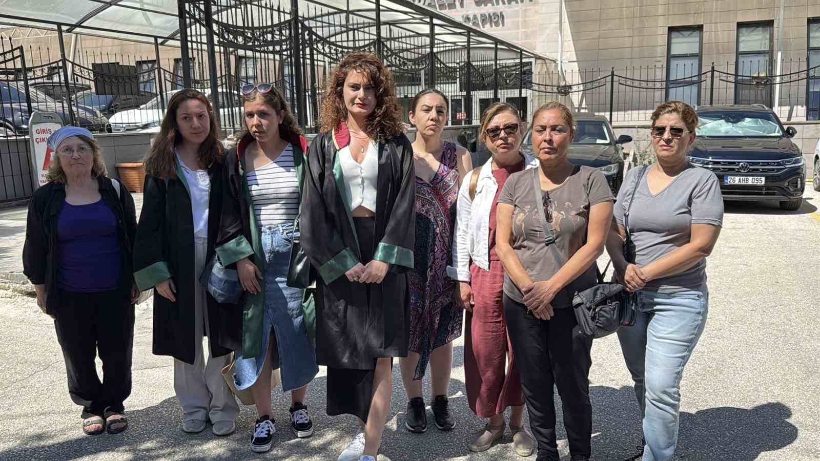 Deniz Oktay’ı boğduktan sonra cesedini yakan sanığa ağırlaştırmış müebbet hapis cezası verdi 7 deniz oktayi bogduktan sonra cesedini yakan saniga agirlastirmis muebbet hapis cezasi verdi 3 wF1GdE6M
