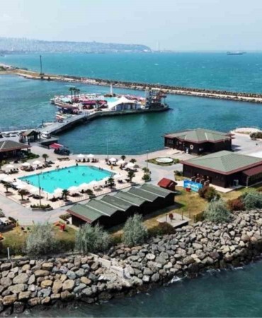 deniz-ve-havuz-gormeyen-engellilere-5-yildizli-hizmet-10-binden-fazla-kisi-yararlandi-1R9wDAbN.jpg