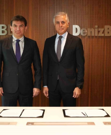 denizbank-ve-enbd-oyak-grubu-ile-400-milyon-dolarlik-krediye-imza-atti-bTFcSrSB.jpg