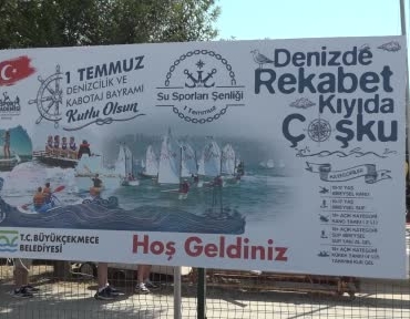 denizcilik-ve-kabotaj-bayraminda-gencler-denizle-bulustu-c9JpUGFw.jpg
