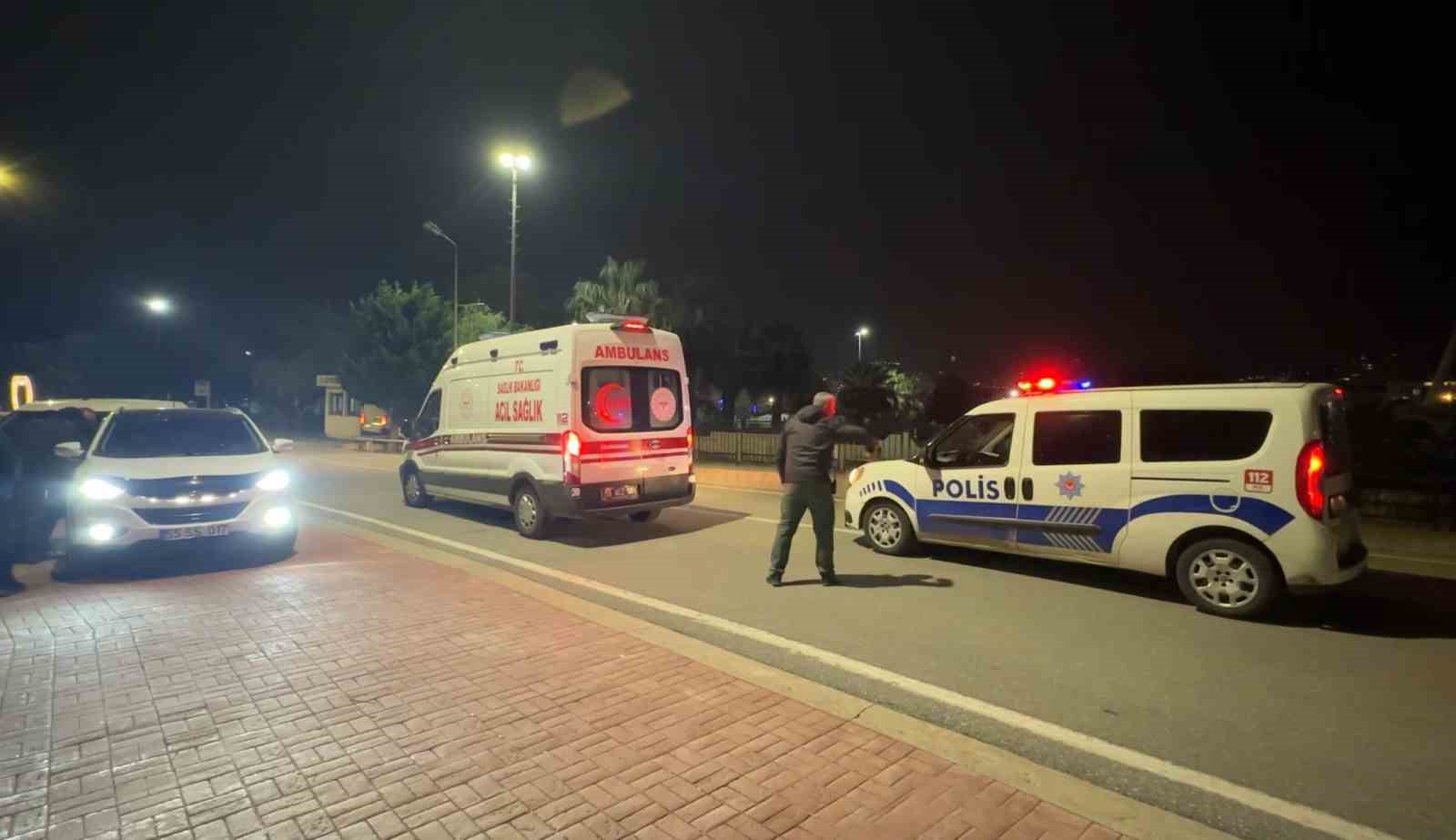 Denize atlamak isteyen genç kızı anne ve babası ikna etti 7 denize atlamak isteyen genc kizi anne ve babasi ikna etti 3 YJNFi6qJ