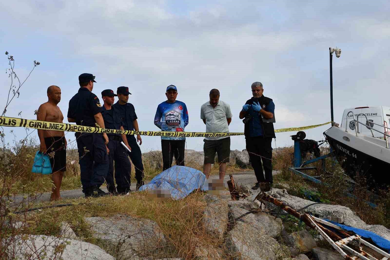 denize dusen adamin cirpinarak can verdigi anlar goruntulendi 0 8J9HK8Rz