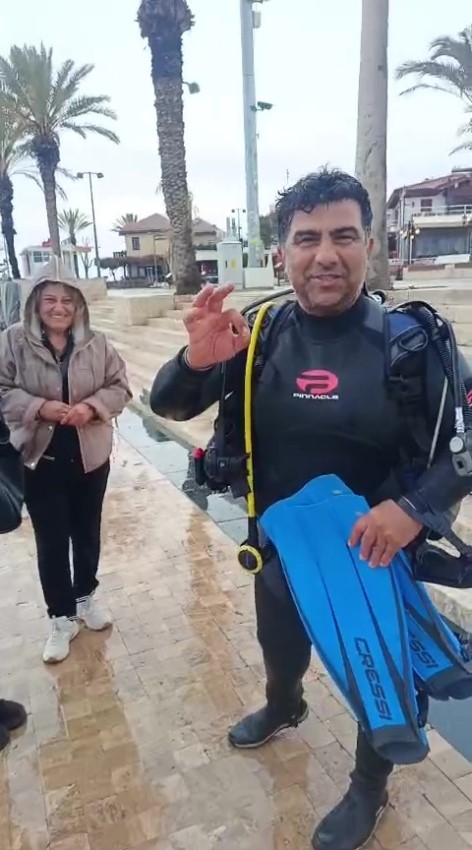 denize dusen evlilik yuzugunu dalgiclar cikardi 0 M9hTAHOJ