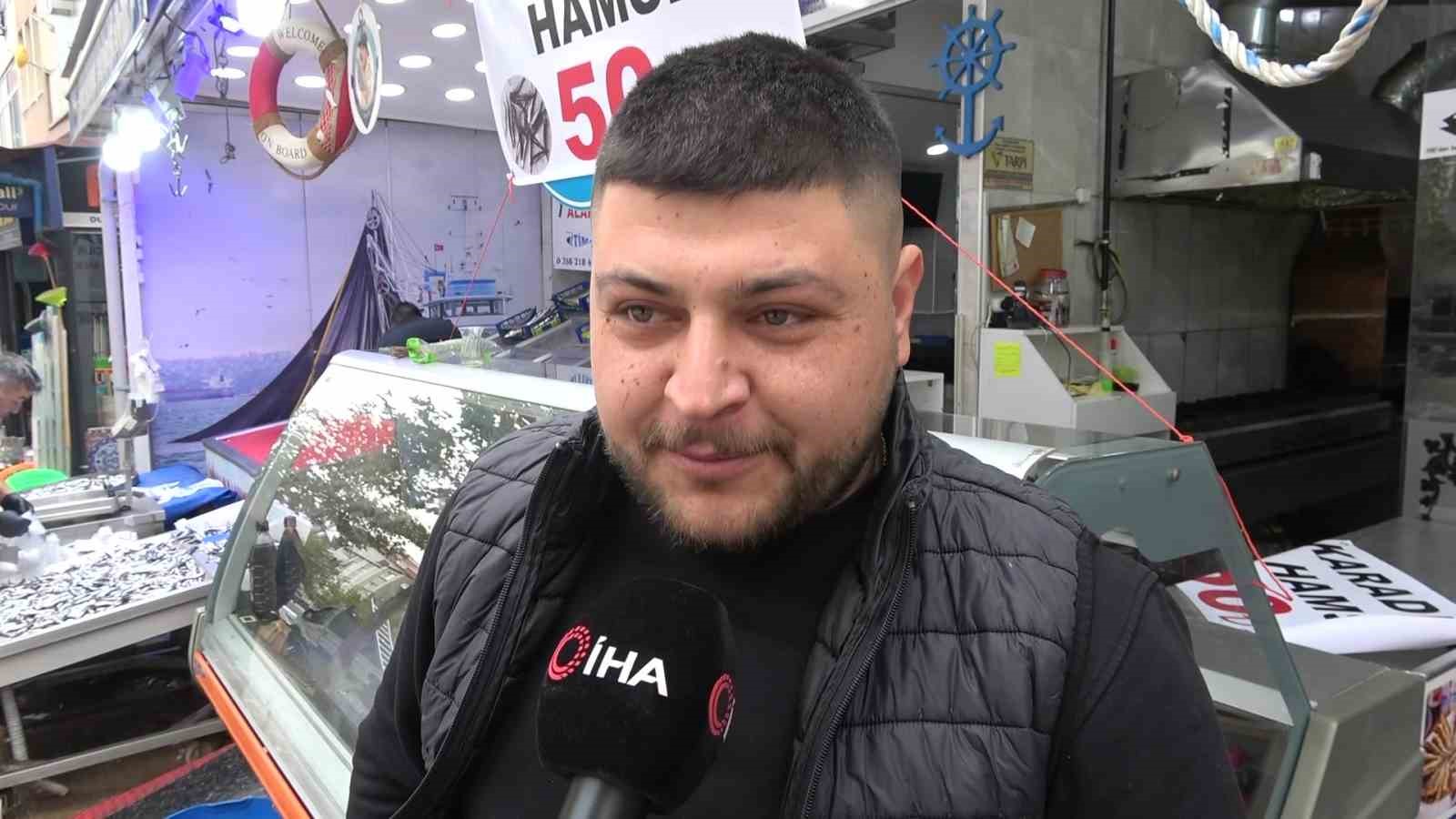denize kiyisi olmayan sehirde hamsinin kilosu 50 tlye dustu vatandas poset poset aldi 4 7EkzItH4
