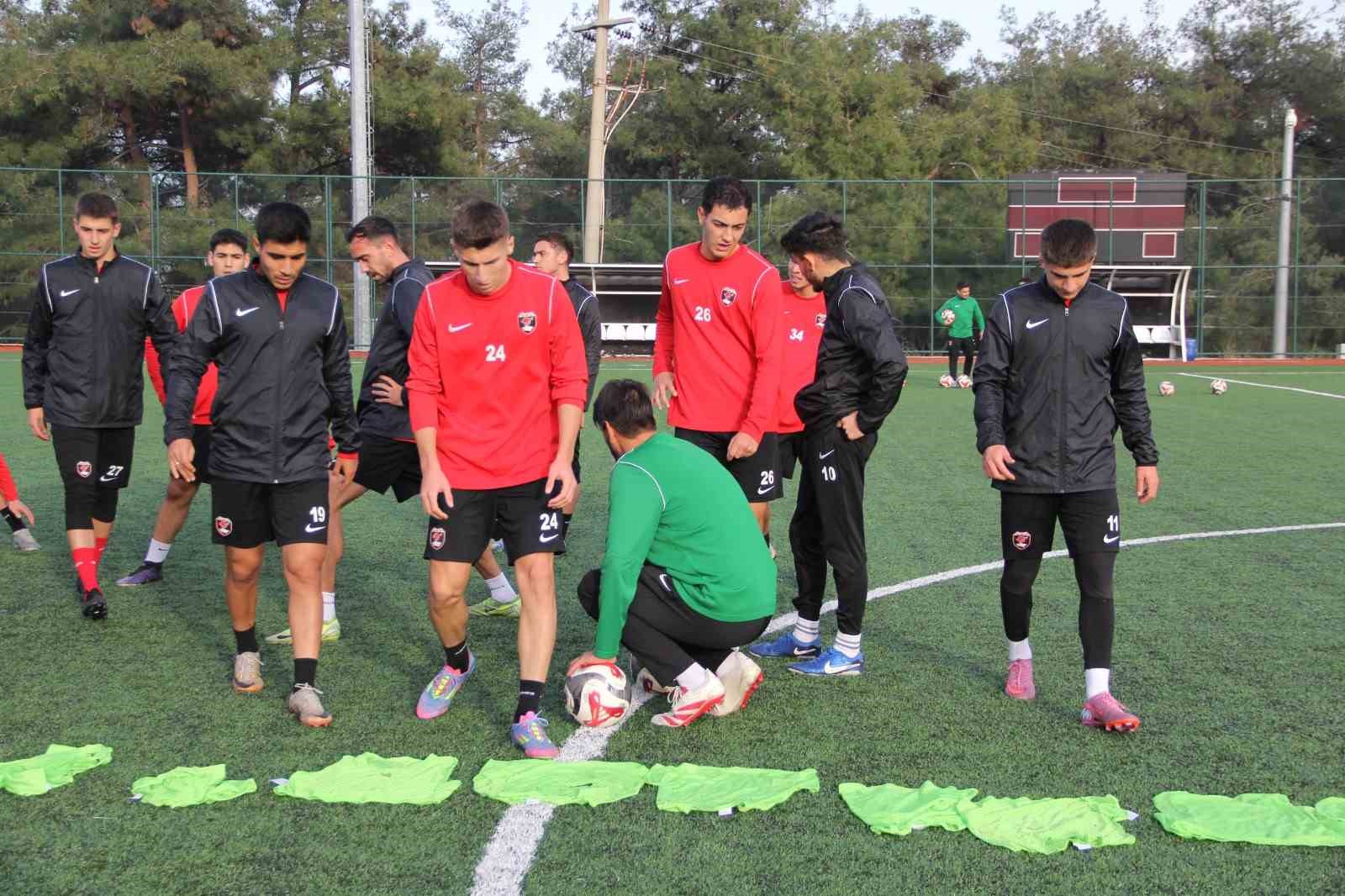 denizli idmanyurdu lider kutahyasporu konuk edecek 6
