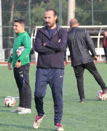 denizli-idmanyurdu-lider-kutahyasporu-konuk-edecek-9aq727eG.jpg