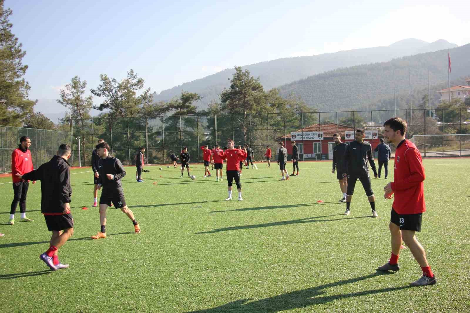 denizli idmanyurdunda ayvalikgucu maci hazirliklari devam etti 1 67EnRYub