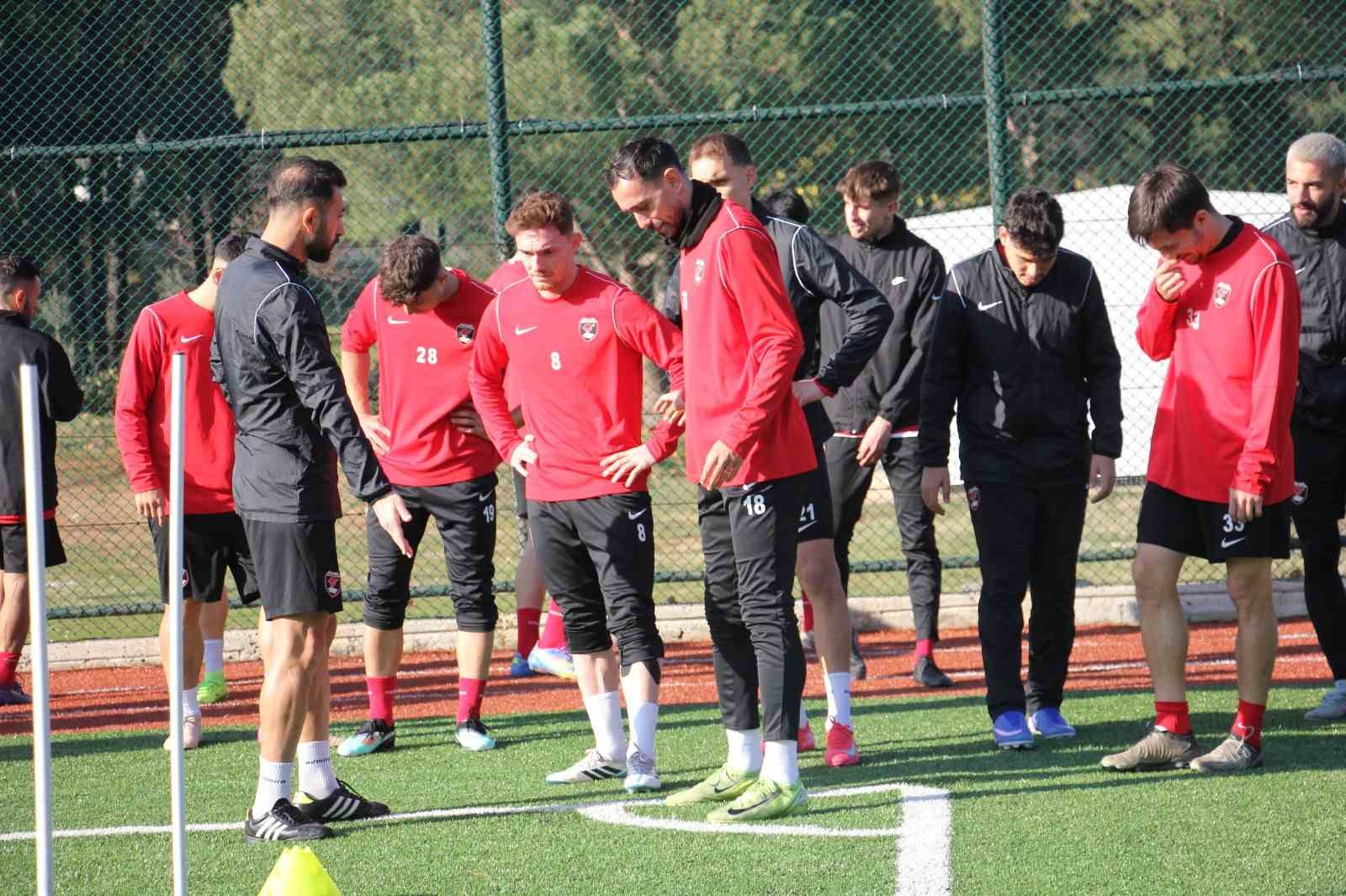 denizli idmanyurdunda ayvalikgucu maci hazirliklari devam etti 4 e2kHUiNC