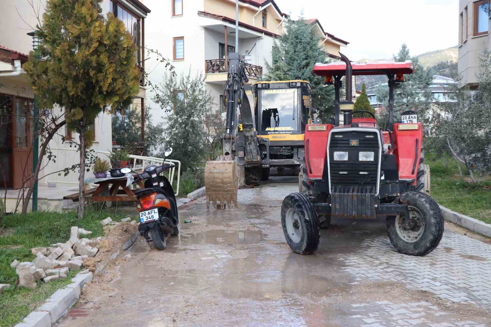 denizlide 258 dairelik sitenin altyapi sorununa yillardir cozum bulunamiyor 11 K8YtYlPV