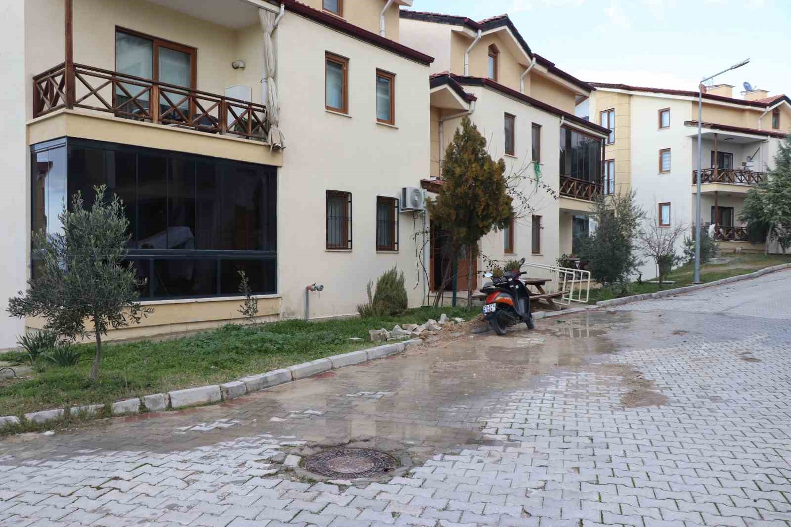 denizlide 258 dairelik sitenin altyapi sorununa yillardir cozum bulunamiyor 6 WC6cCCrT