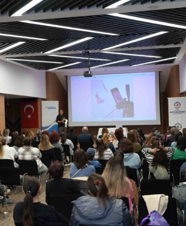 denizlili-ureten-kadinlar-e-ticaret-yolculuguna-devam-ediyor-R6OpMqdD.jpg