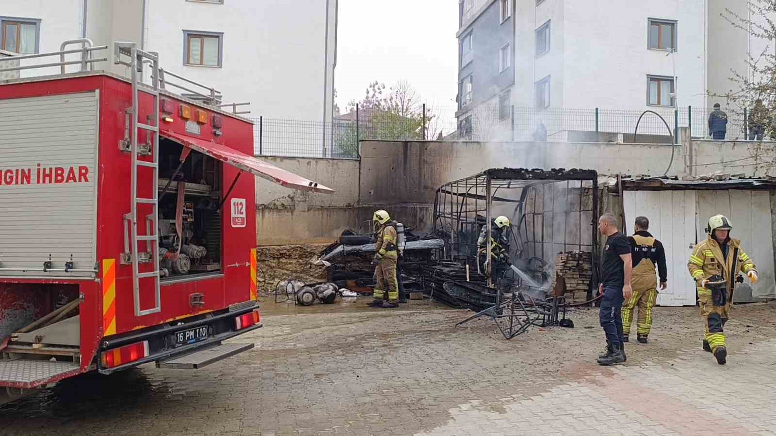 depoda cikan yanginda tup bomba gibi patladi 0 Kfvy65j7