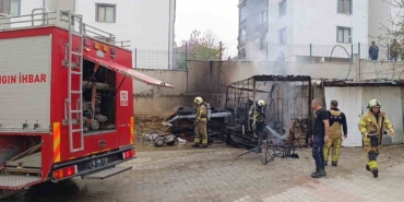 depoda-cikan-yanginda-tup-bomba-gibi-patladi-eHij2Ocr.jpg