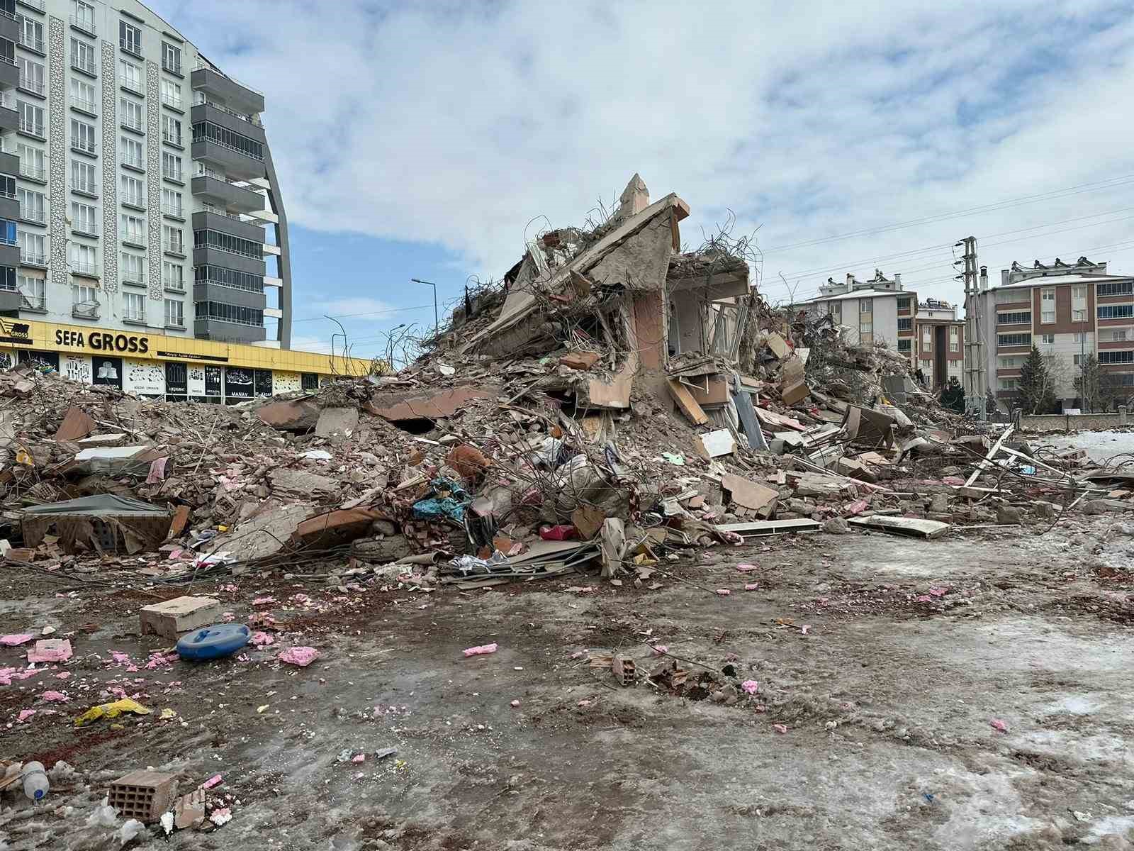 deprem davasinda dikkat ceken gerekce saygili tutum cezada indirime neden oldu 4 MmKV4XmV
