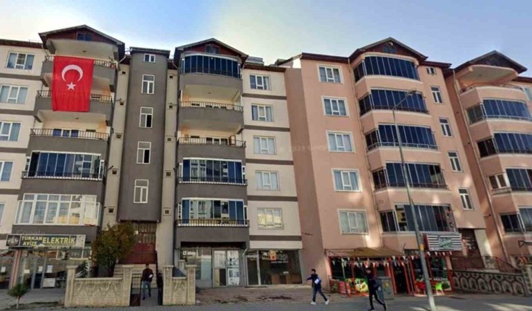 deprem-davasinda-dikkat-ceken-gerekce-saygili-tutum-cezada-indirime-neden-oldu-7xu7p5Tp.jpg