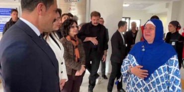 deprem-enkazindan-4gunde-kurtarilan-kadin-2-gun-once-anahtarini-teslim-aldigi-yeni-yuvasi-icin-erRYInf5.jpg