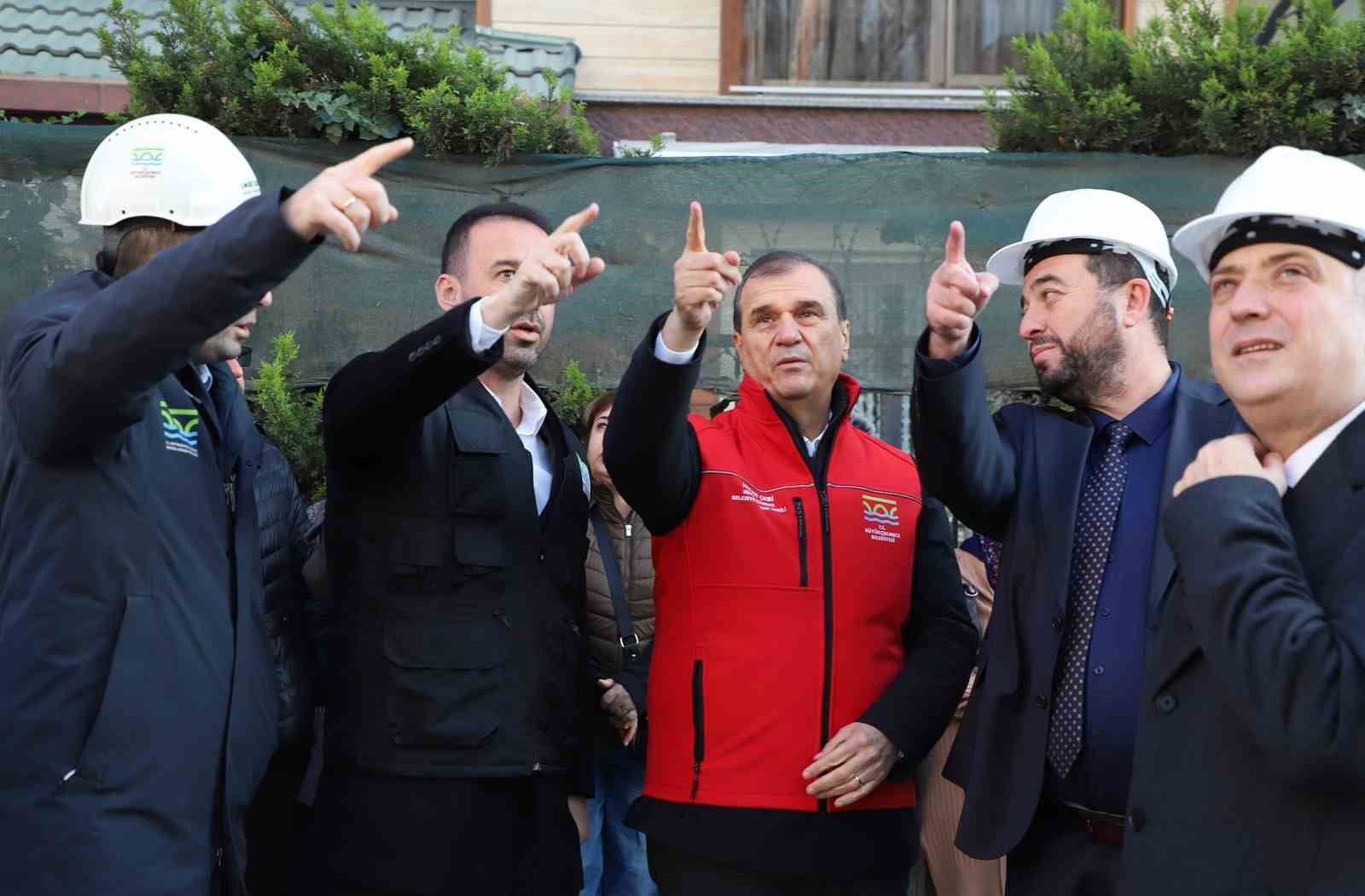 deprem hazirliklarinin surdugu buyukcekmecede riskli bir site daha yikildi 4 uKNG6hjr