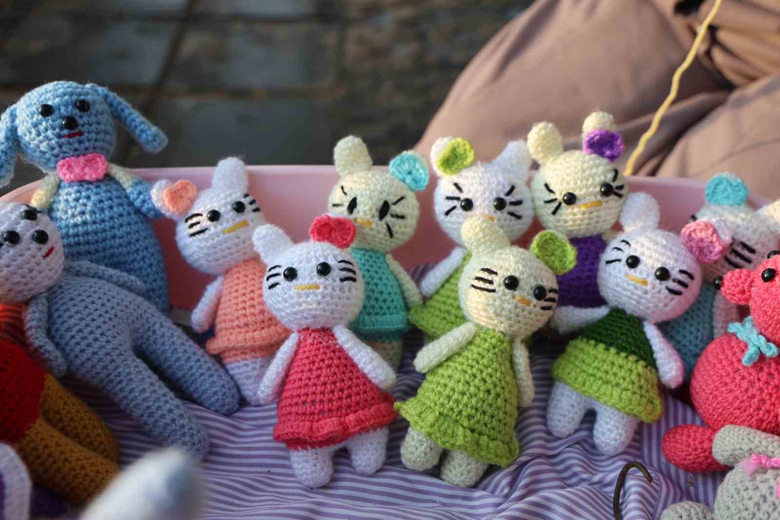 deprem korkusu ve kanser hastaligini amigurumi yaparak unutmaya calisiyor 4 sCCXP4kk
