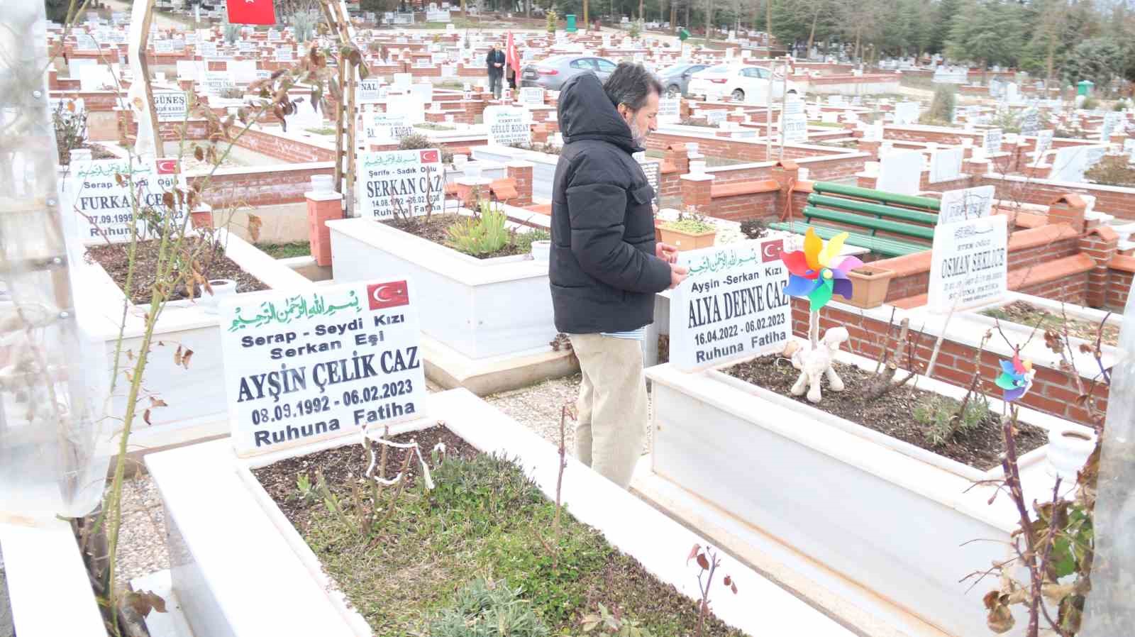 Depremde 9 aylık torununu, kızını, oğlunu ve damadını kaybeden baba: "Torunum yeni yürüyordu" 14 depremde 9 aylik torununu kizini oglunu ve damadini kaybeden baba torunum yeni yuruyordu 10 H4nf26ZT