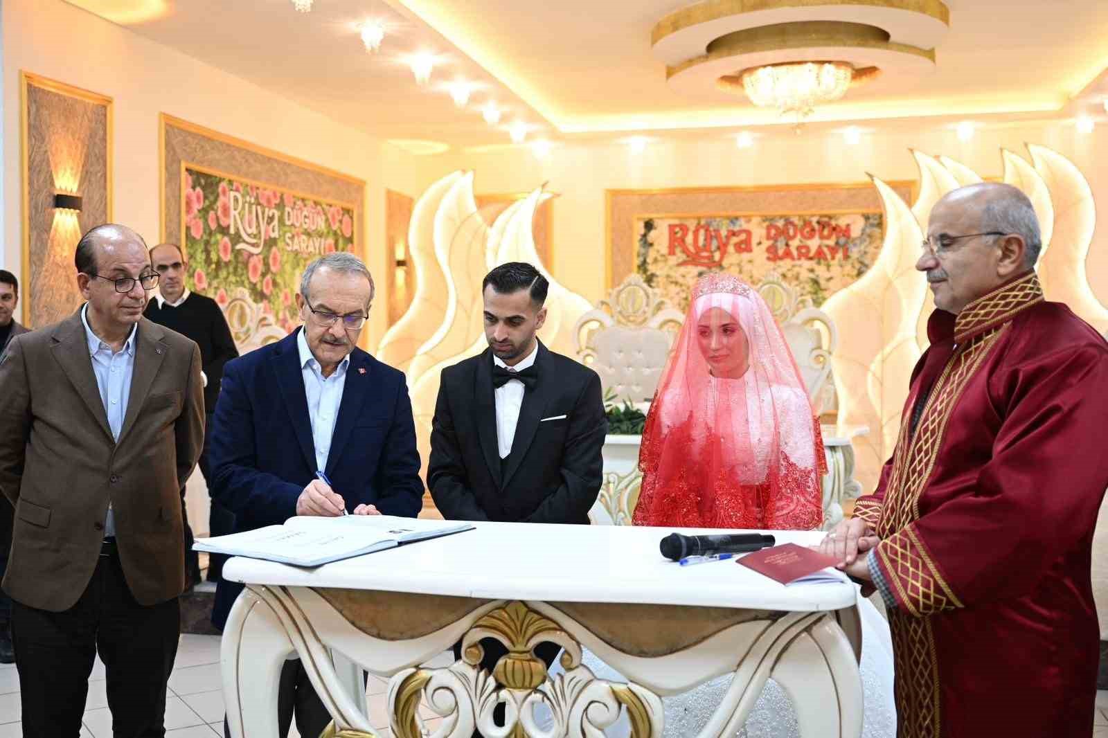Depremde bacağını kaybeden genç, yaşadığı büyük acıların ardından yeni bir hayata adım attı 5 depremde bacagini kaybeden genc yasadigi buyuk acilarin ardindan yeni bir hayata adim atti 1