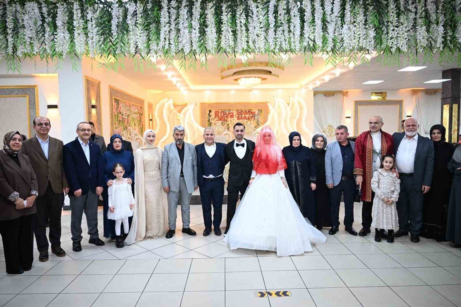 Depremde bacağını kaybeden genç, yaşadığı büyük acıların ardından yeni bir hayata adım attı 9 depremde bacagini kaybeden genc yasadigi buyuk acilarin ardindan yeni bir hayata adim atti 5 6rn57ZpX