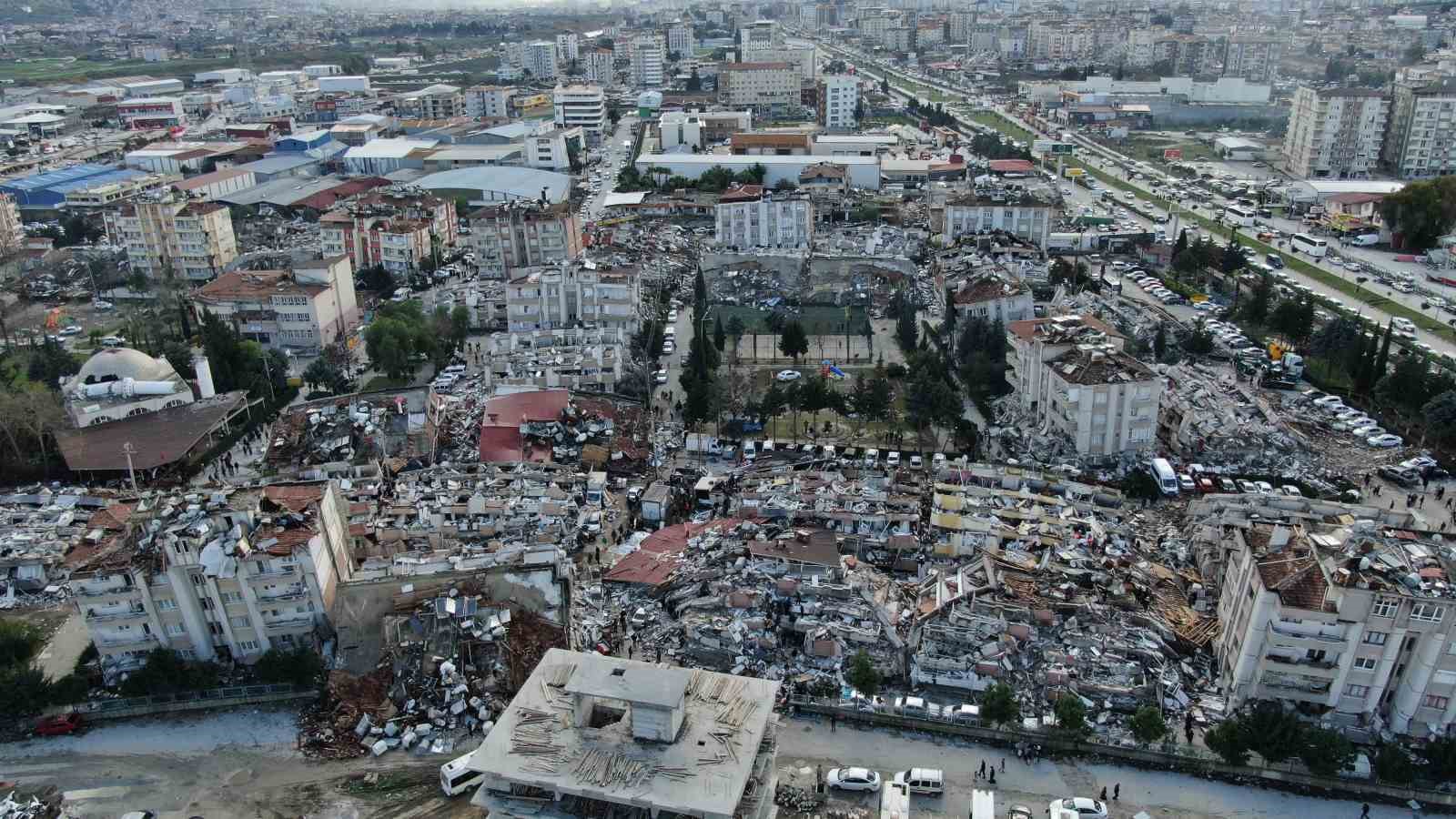 Depremde bin 200 insana mezar olan 600 konutlar ihya süreciyle birlikte yeniden vatandaşlara yuva oldu 5 depremde bin 200 insana mezar olan 600 konutlar ihya sureciyle birlikte yeniden vatandaslara yuva stvk7a2r