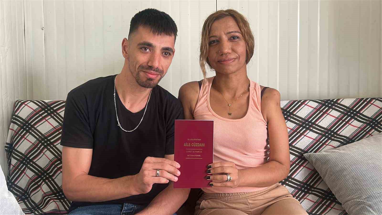 depremde enkazdan kurtarilan sezgin konteyner kentte komsulari tarafindan duzenlenen dugunle dunya evine girdi 2 mj6zB8O6
