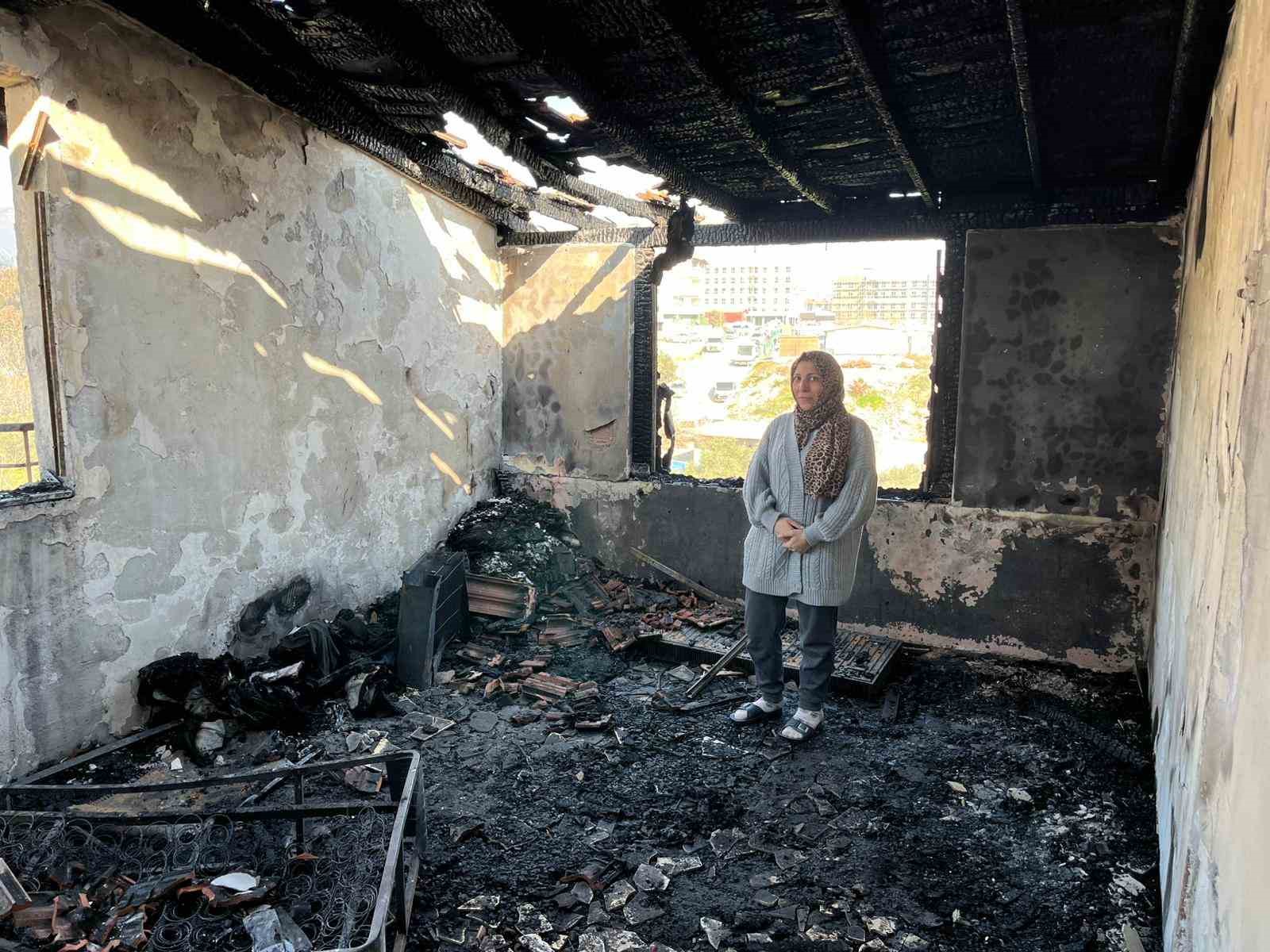 depremde esini ve evladini kaybeden kadin ikinci kez felaketi yasadigi yanginda tum birikimini ve BEidg2Zg