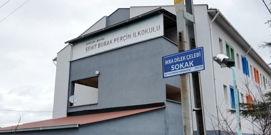 depremde esini ve kizini kaybeden bafrali baba cenazelerini buldugumuzda sevindik 5 6IDwUeTt