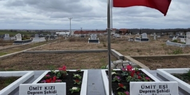 depremde-esini-ve-kizini-kaybeden-bafrali-baba-cenazelerini-buldugumuzda-sevindik-yWB3GOZy.jpg