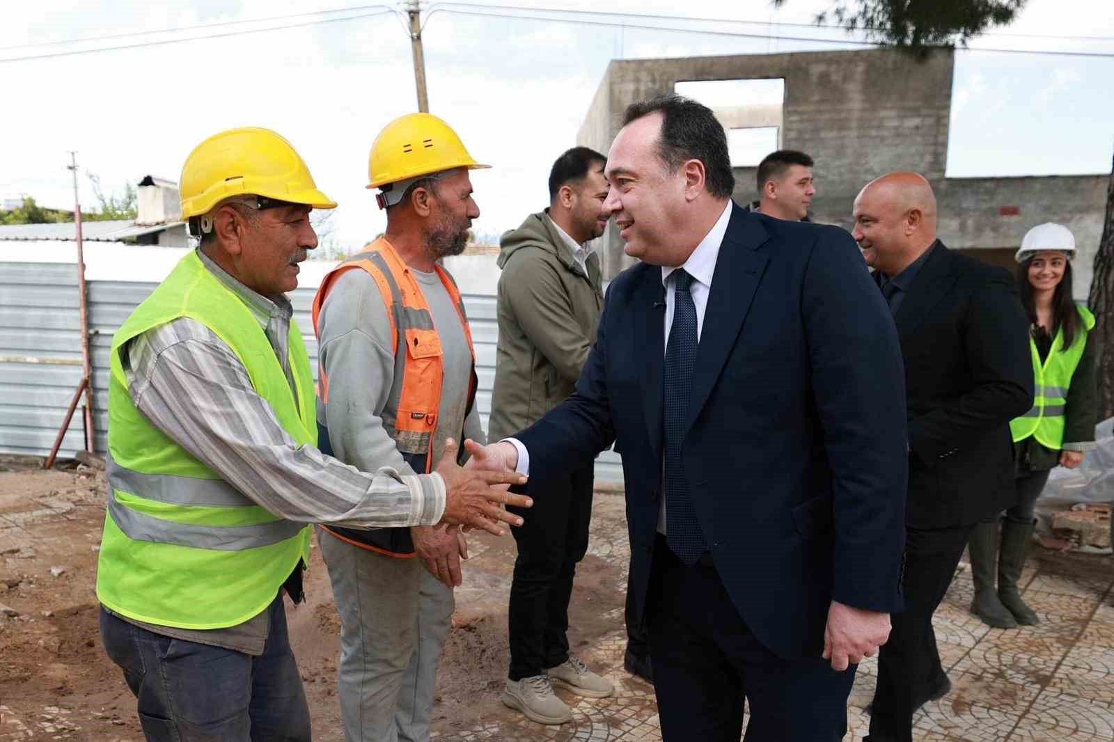 depremde hasar goren caminin restorasyonuna baslandi 2 jBNSdCkb