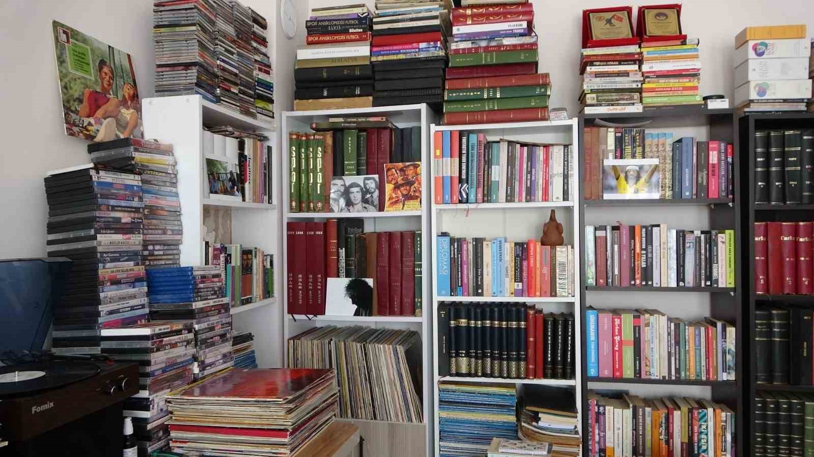 depremde herkes esya cikartirken o 40 cuvala sigdirdigi hatiralarini kurtardi 3 3NPwqdHV