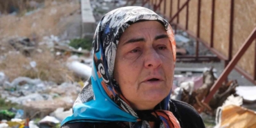 depremde-kizini-damadini-ve-torunlarini-kaybeden-yasli-kadinin-acisi-dinmiyor-k4m2nKHg.jpg