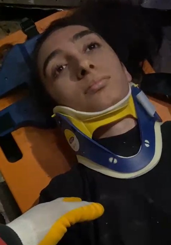 depremde kurtardigi genc kizla abla kardes oldu 4 6pp6ssem