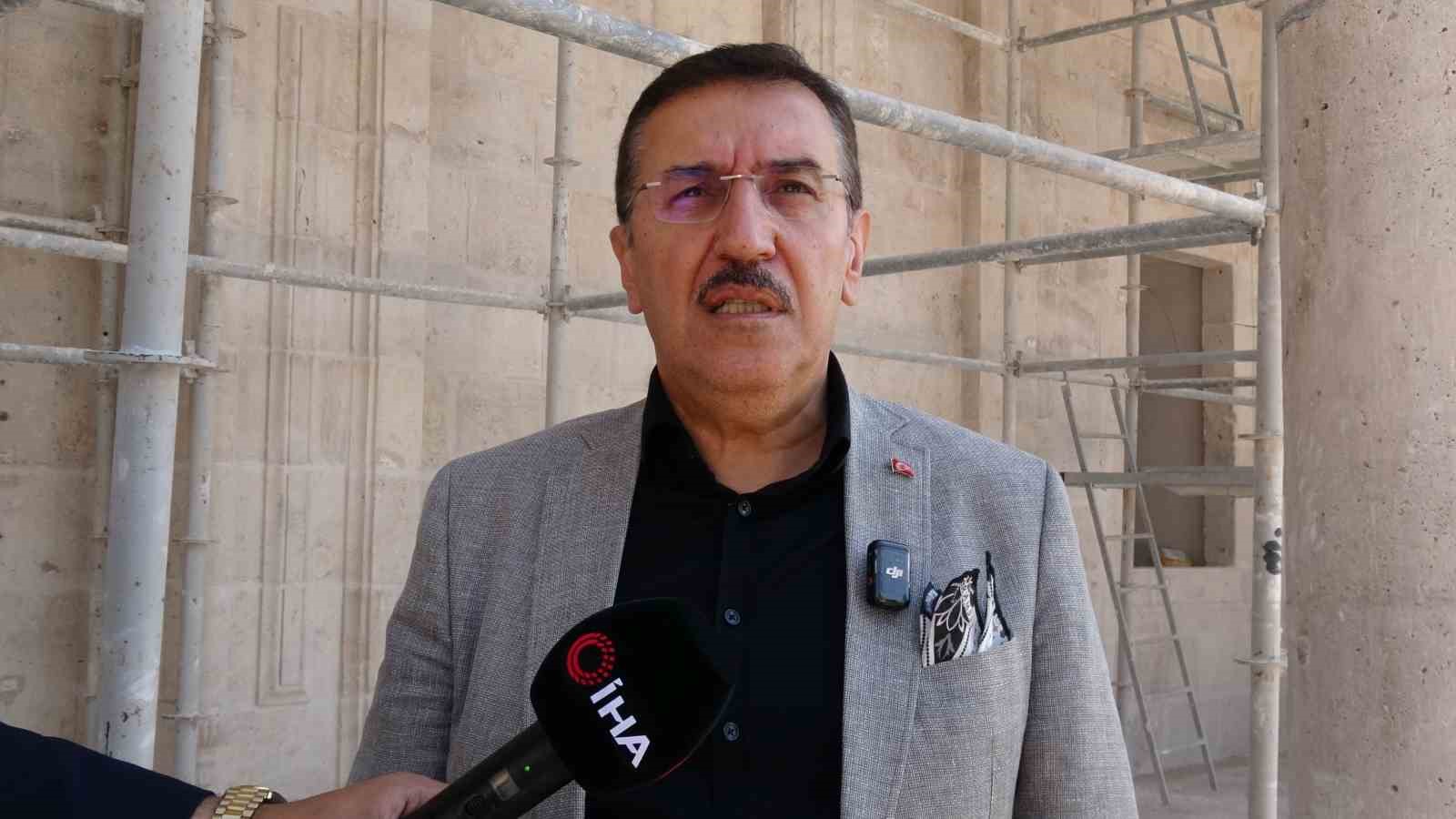 Depremde yıkılan Malatya’nın simgesi Yeni Cami’de restorasyonda sona yaklaşıldı 6 depremde yikilan malatyanin simgesi yeni camide restorasyonda sona yaklasildi 2 3Kh8FRV9