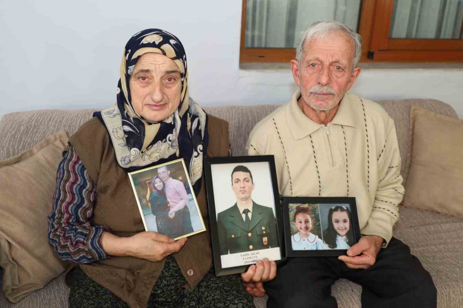 depremde yok olan aile yurekleri burktu 0